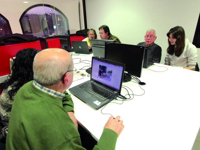parelles digitals awi net internet formacio viladecans