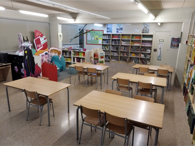 biblioteca oberta escola marta mata