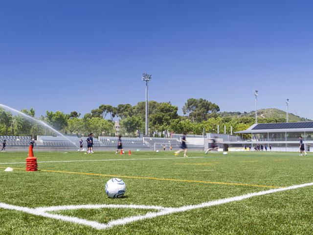 camp municipal de futbol torre roja viladecans