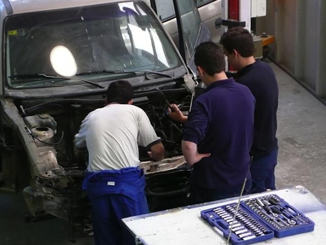 formacio professional a viladecans grau mitja superior grado medio