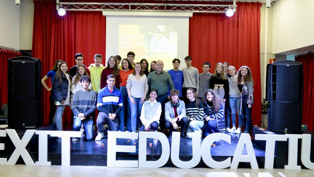 Estudiants ajuts Universitat