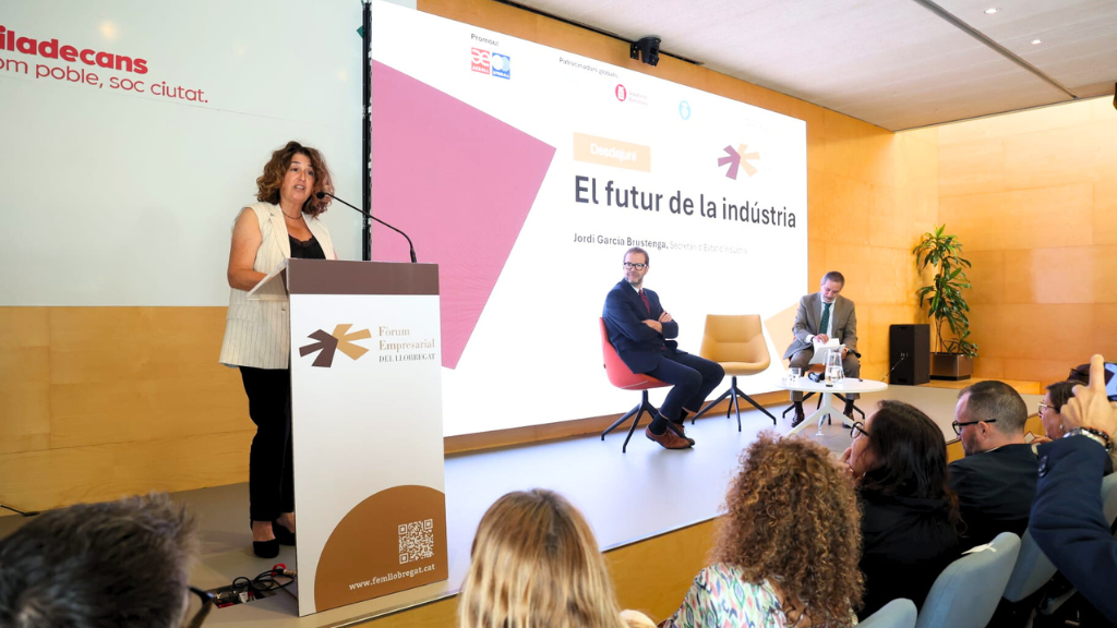 L'alcaldessa Olga Morales, a la trobada del Fòrum Empresarial L'alcaldessa Olga Morales, a la trobada del Fòrum Empresarial