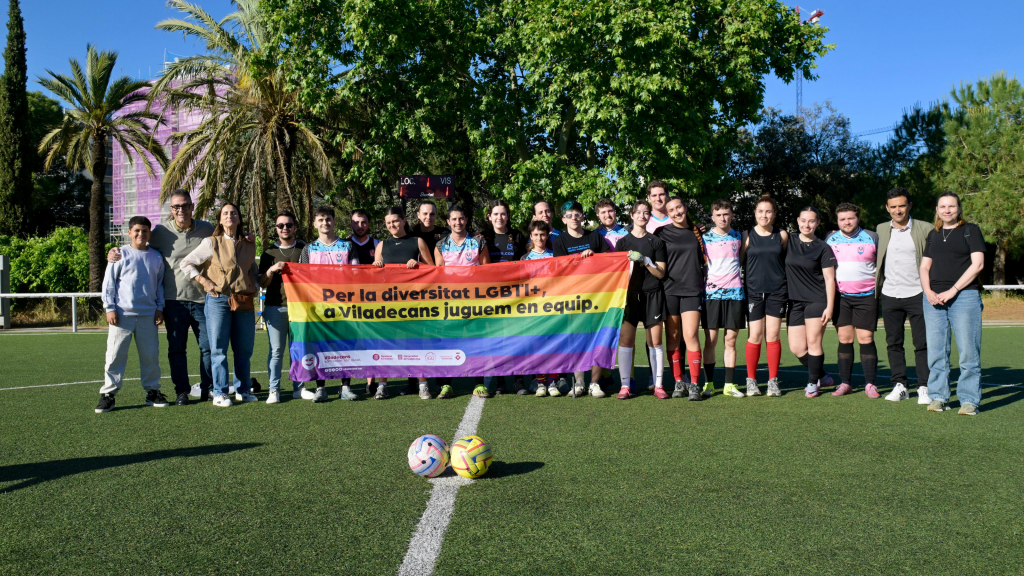 partit de futbol amistós TRANS-Inclusiu entre la ciutadania de Viladecans i el Fènix FC. partit de futbol amistós TRANS-Inclusiu entre la ciutadania de Viladecans i el Fènix FC.