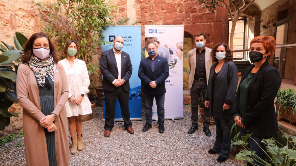 Els equips municipals i directius d'Agbar 