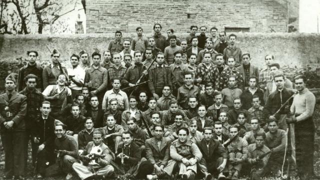 Joves de Viladecans partint a la Guerra Civil