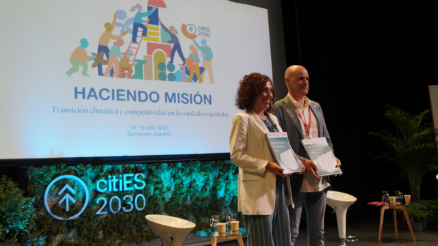 Jordi Mazón amb l'Acord Climàtic al curs d'estiu de CitiES