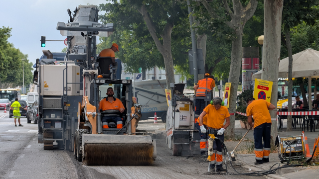 Obres d'asfaltat a Viladecans