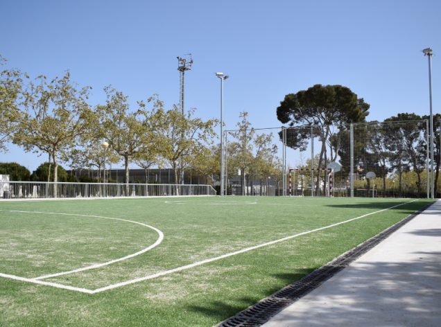 Zona esportiva en obres Torre-roja