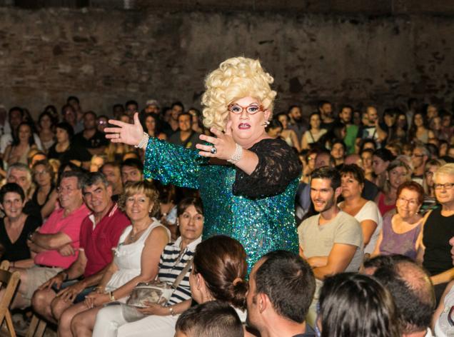 festival teatre al carrer viladecans de calle
