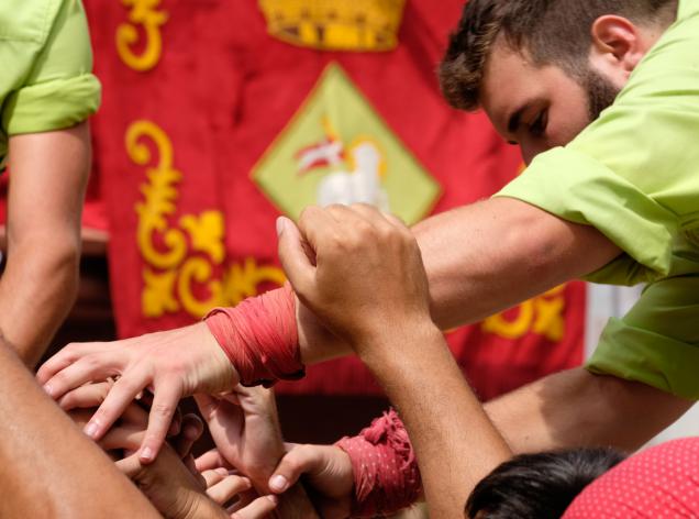 festa major d'estiu viladecans concert castellers millor del baix llobregat
